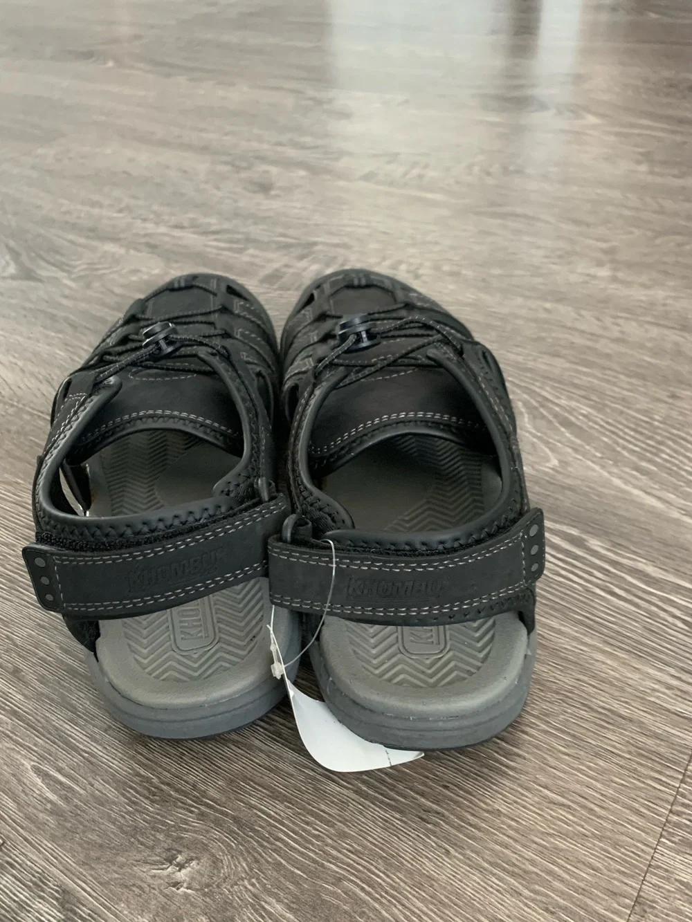 Khombu Men's Travis black Fisherman Sandals - Cushioned Casual Water Shoe